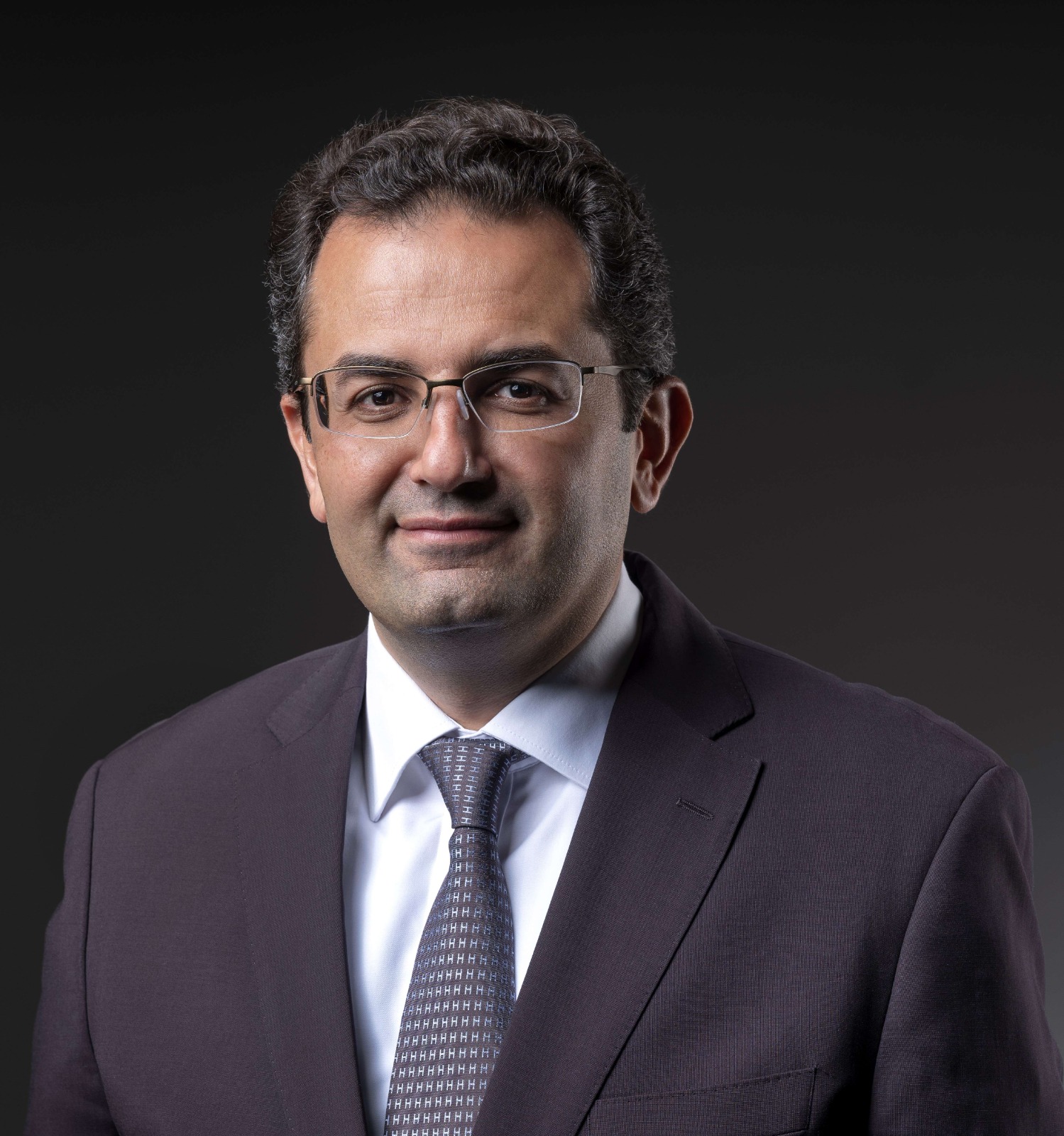 Portrait of QAF lecturer Omar El-Shenety, Managing Partner, Zilla Capital